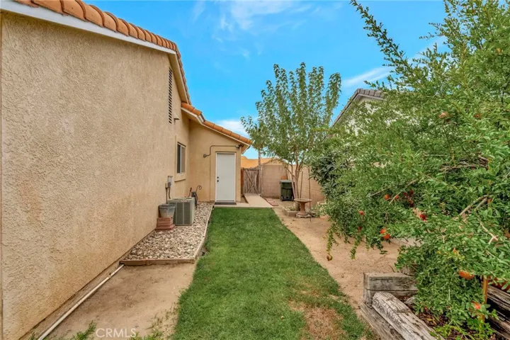 864 W 59th Street, San Bernardino, California 92407