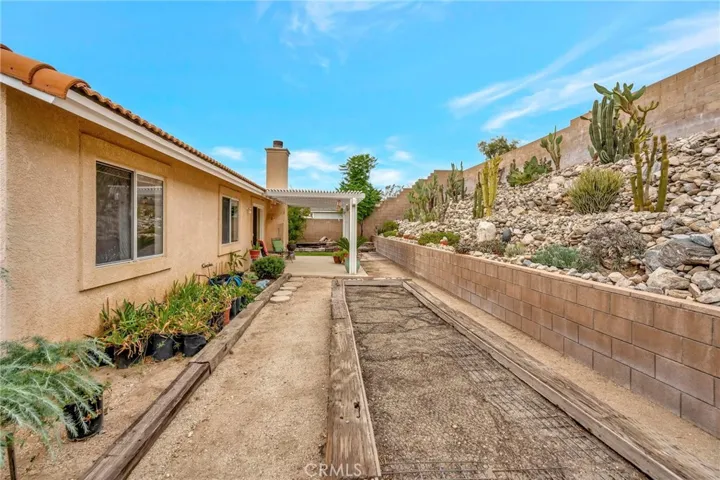 864 W 59th Street, San Bernardino, California 92407