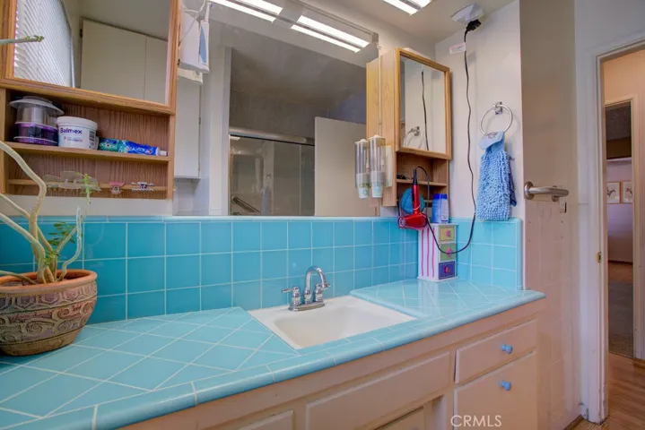 115 W Mauna Loa Avenue, Glendora, California 91740