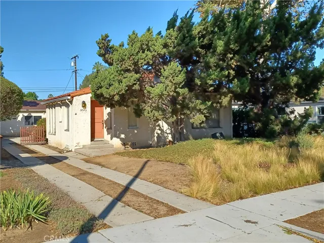 3843 Weston Pl. street view front of house