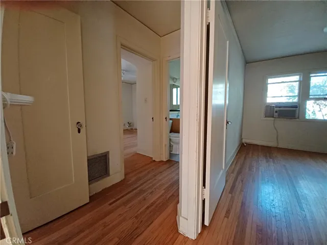 Hallway to bedrooms and bath