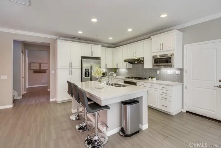 124 Yellow Pine, Irvine, California 92618