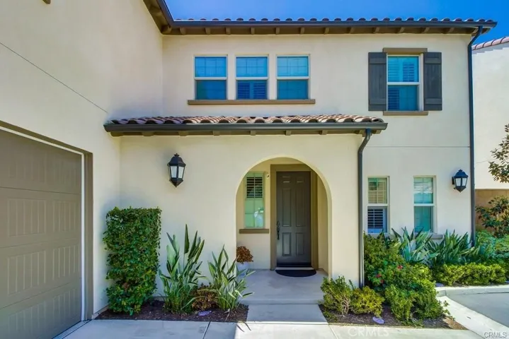 124 Yellow Pine, Irvine, California 92618