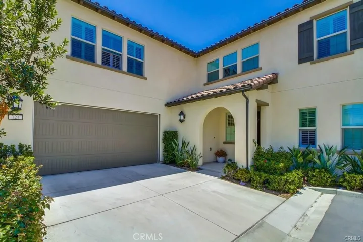 124 Yellow Pine, Irvine, California 92618
