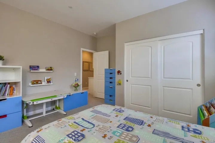 124 Yellow Pine, Irvine, California 92618