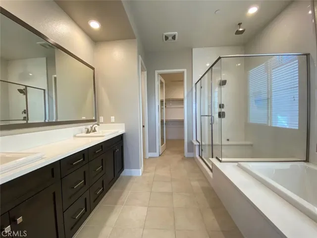 154 Perspective, Irvine, California 92618