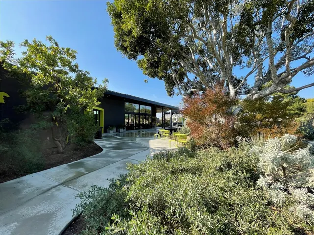 154 Perspective, Irvine, California 92618