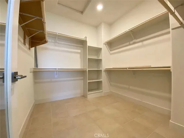 154 Perspective, Irvine, California 92618