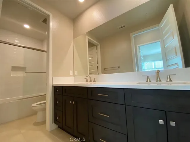 154 Perspective, Irvine, California 92618