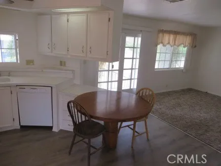 208 N Palomar Avenue, San Jacinto, California 92582