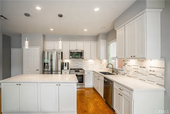 25 Atchison Way, Buena Park, California 90621