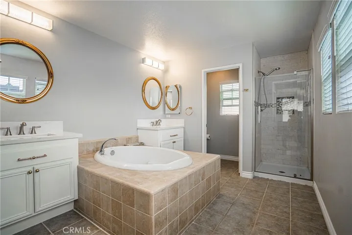25 Atchison Way, Buena Park, California 90621