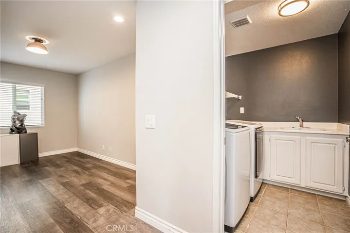 25 Atchison Way, Buena Park, California 90621
