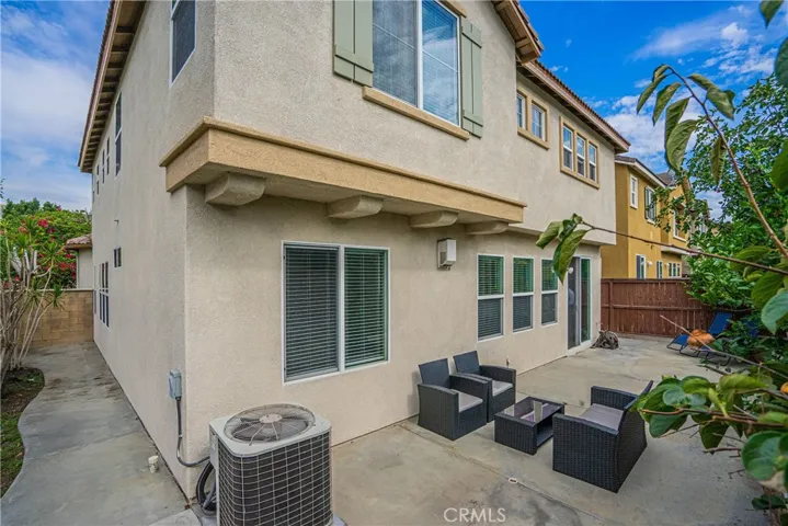 25 Atchison Way, Buena Park, California 90621