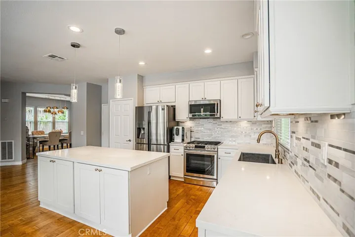 25 Atchison Way, Buena Park, California 90621