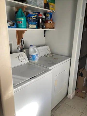 Laundry in unit