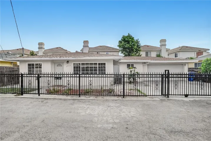 3913 Durfee Avenue, El Monte, California 91732