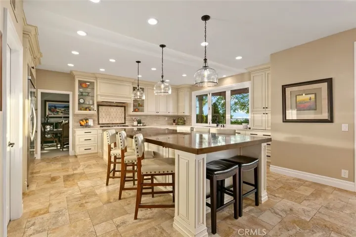 22515 Bayberry, Mission Viejo, California 92692