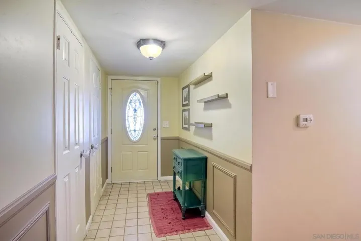2162 Rising Glen Way, San Diego, California 92139