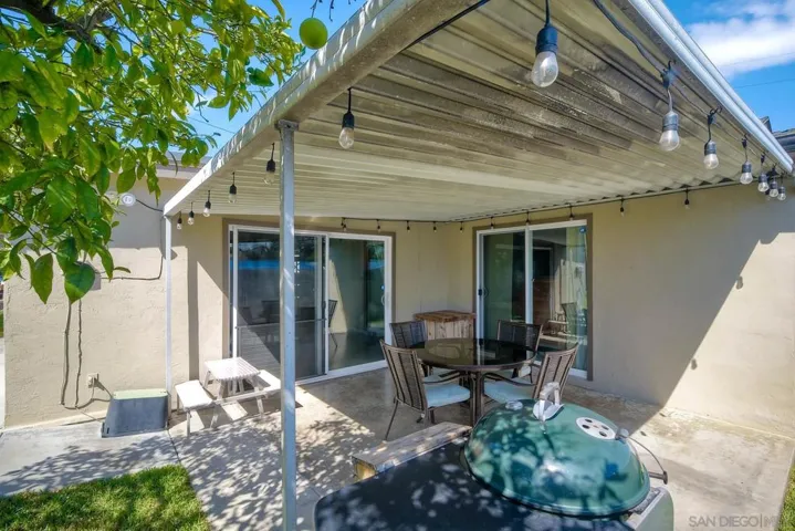 2162 Rising Glen Way, San Diego, California 92139
