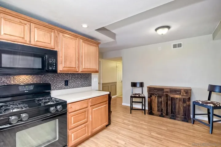 2162 Rising Glen Way, San Diego, California 92139