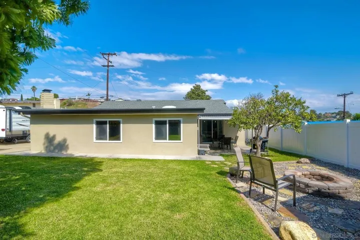 2162 Rising Glen Way, San Diego, California 92139