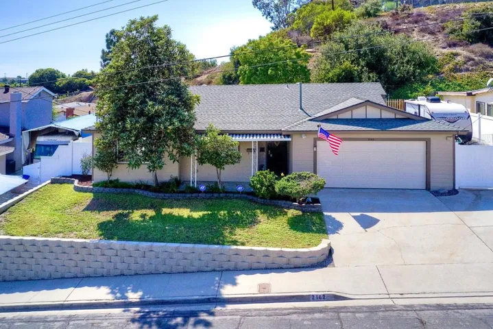 2162 Rising Glen Way, San Diego, California 92139