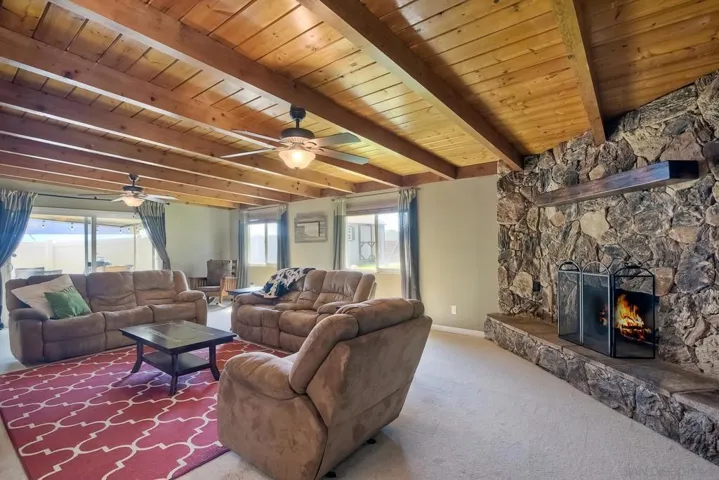 2162 Rising Glen Way, San Diego, California 92139
