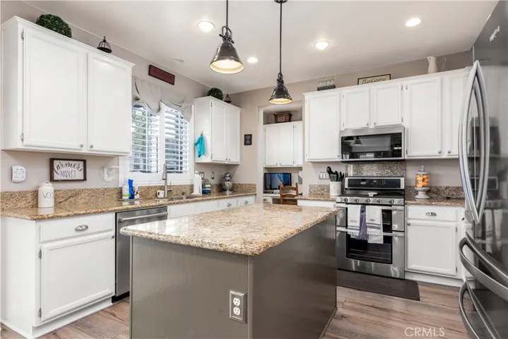 33590 Marigold Lane, Murrieta, California 92563