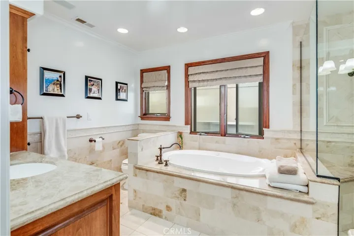 320 24th Place, Manhattan Beach, California 90266