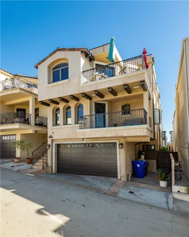 320 24th Place, Manhattan Beach, California 90266