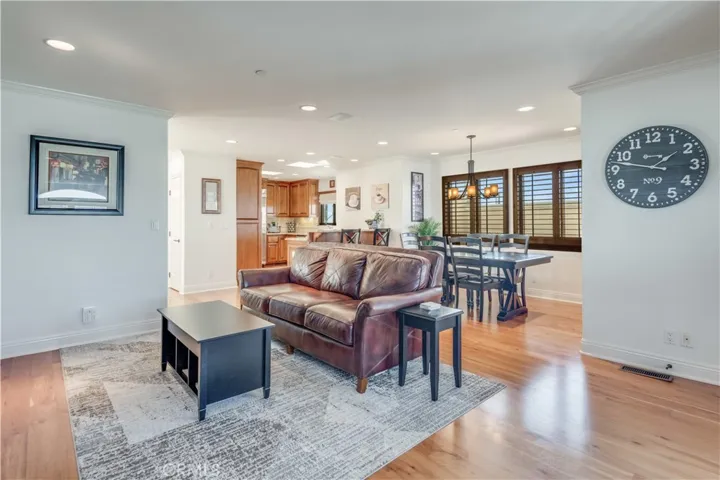 320 24th Place, Manhattan Beach, California 90266