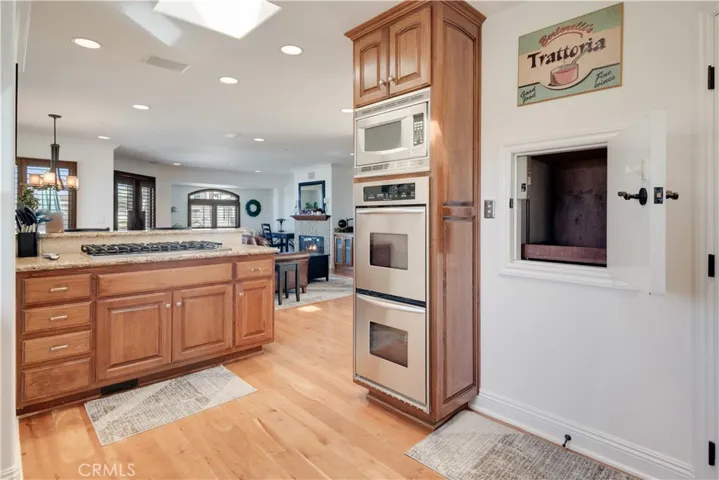320 24th Place, Manhattan Beach, California 90266