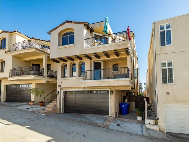320 24th Place, Manhattan Beach, California 90266