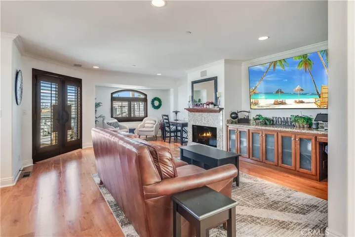 320 24th Place, Manhattan Beach, California 90266