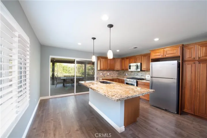 39382 San Thomas Court, Murrieta, California 92562