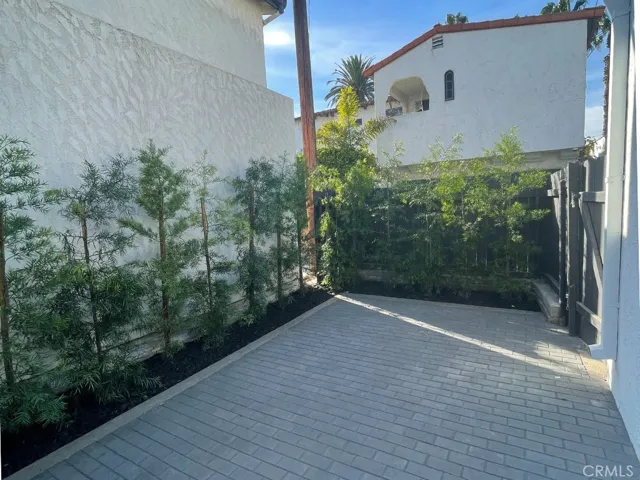 159 Nieto Avenue, Long Beach, California 90803