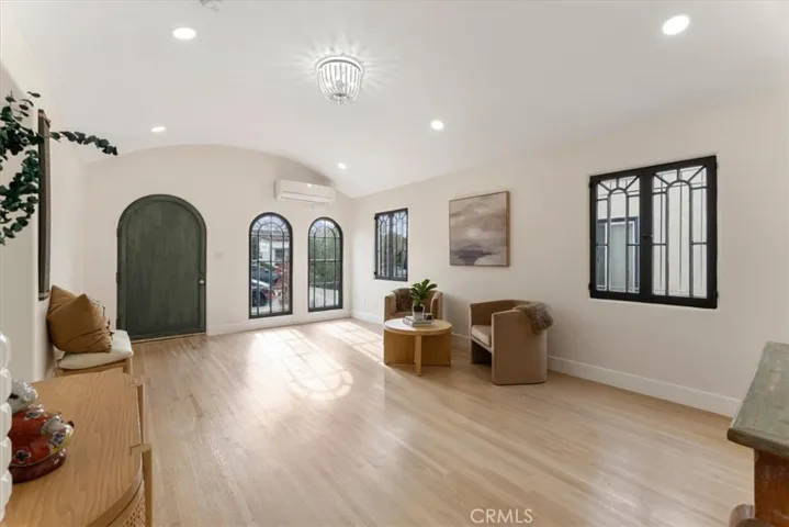 159 Nieto Avenue, Long Beach, California 90803