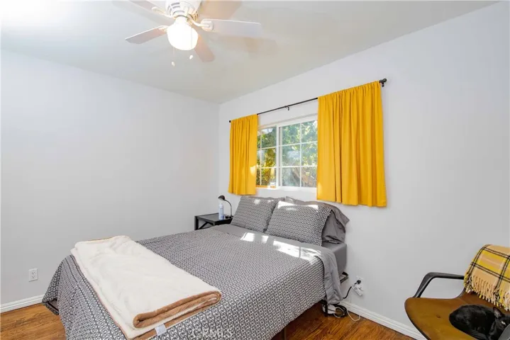 6935 Gloria Avenue, Lake Balboa, California 91406