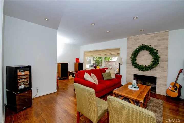 6935 Gloria Avenue, Lake Balboa, California 91406