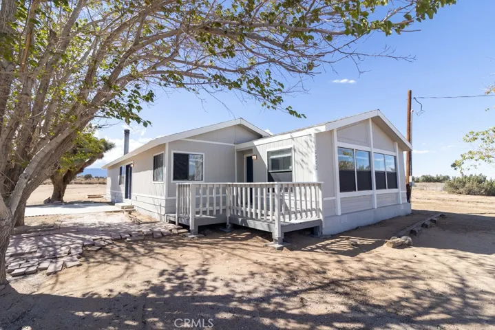 10332 Trinidad Road, Phelan, California 92371