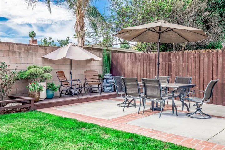 22530 Bassett Street, West Hills, California 91307