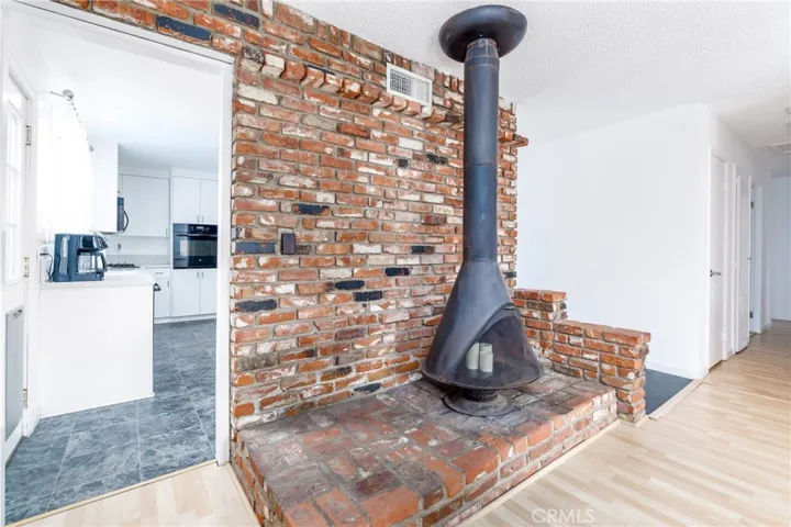 22530 Bassett Street, West Hills, California 91307