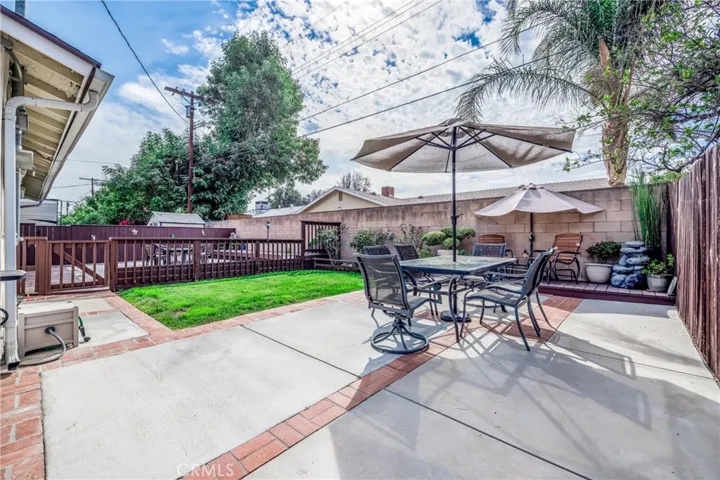 22530 Bassett Street, West Hills, California 91307