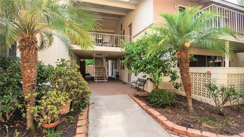 163 Avenida Majorca D, Laguna Woods, California 92637