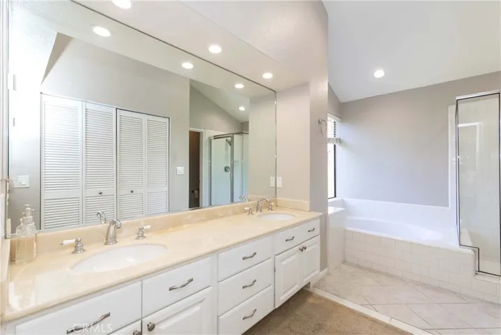 26385 Ambia, Mission Viejo, California 92692