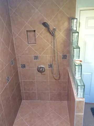 8975 Lawrence Welk Dr 284, Escondido, California 92026