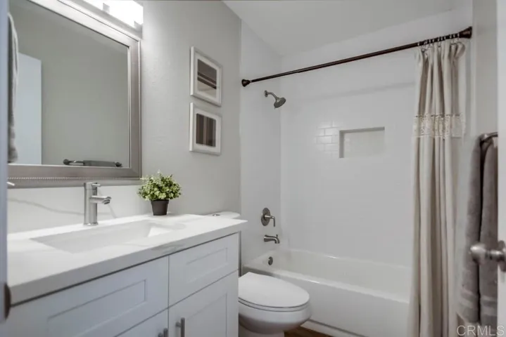 10895 Greenford Drive, San Diego, California 92126