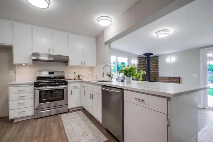 10895 Greenford Drive, San Diego, California 92126