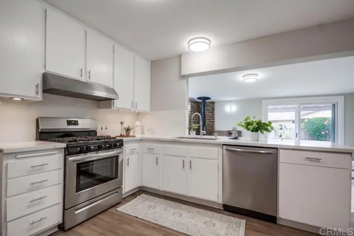10895 Greenford Drive, San Diego, California 92126